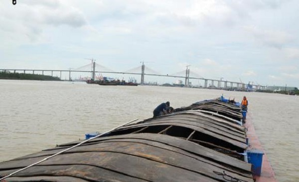 Bộ Tư lệnh Vùng Cảnh sát biển 1: Tạm giữ tàu chở hơn 300 tấn than không hợp pháp