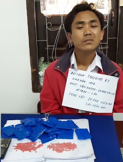 Bắt một lượng lớn thuốc lá, ma túy tổng hợp từ Lào về Việt Nam