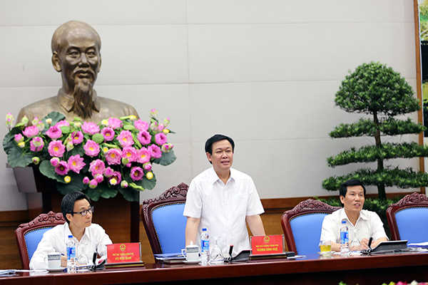 Phó Thủ tướng Vương Đình Huệ và Phó Thủ tướngVũ Đức Đam chủ trì Hội nghị định hướng phát triển ngành du lịch trở thành ngành kinh tế mũi nhọn