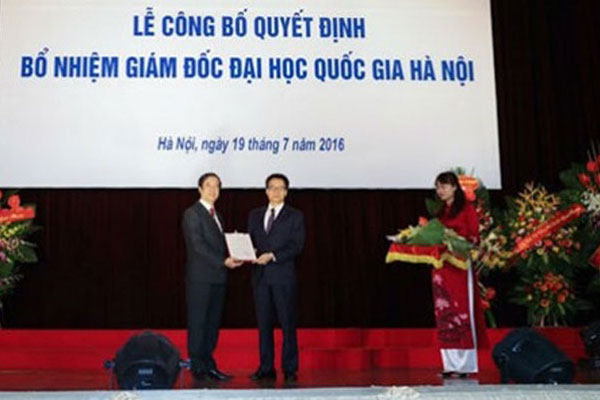 Phó Thủ tướng Vũ Đức Đam dự lễ trao quyết định bổ nhiệm Giám đốc Đại học Quốc gia Hà Nội
