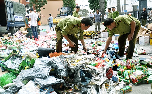 Bóc trần nhiều thủ đoạn buôn lậu tinh vi