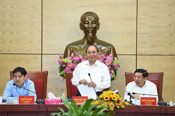 Thủ tướng Nguyễn Xuân Phúc: Nghệ An cần hành động quyết liệt hơn để trở thành một tỉnh khá