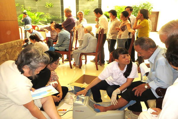 Bổ sung quy định tiêu chuẩn cơ sở chăm sóc người cao tuổi